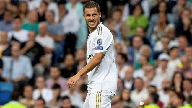 Hazard se lamenta en juego del Real Madrid 