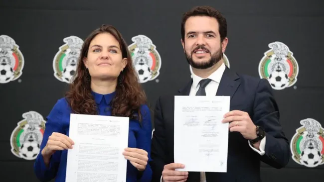  Iñigo Riestra, secretario de FMF, Alexandra Haas, titular de Conapred 
