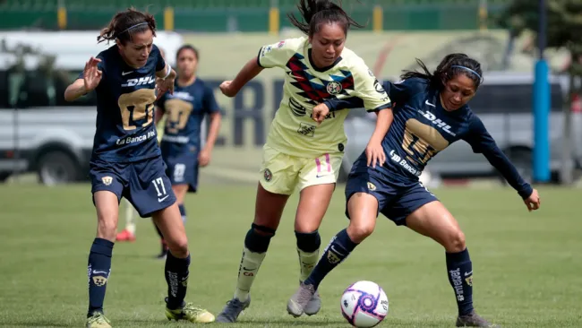 Así se peleó el esférico en el Clásico Capitalino 