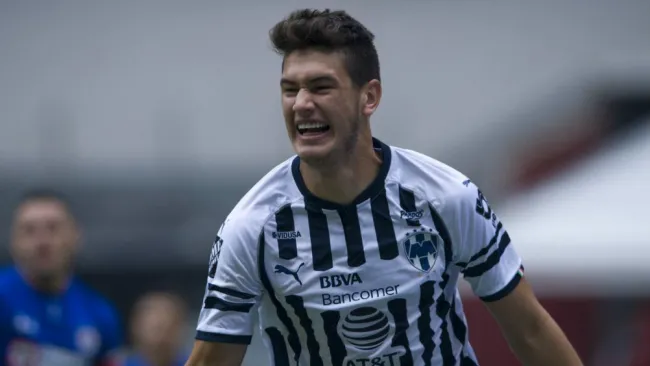 César Montes, en un partido de Rayados