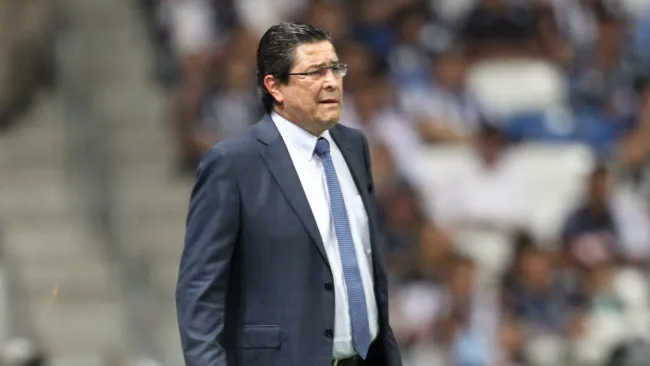 Luis Fernando Tena, en el duelo contra Rayados