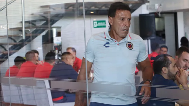 Scatolaro no duró ni dos meses en Veracruz