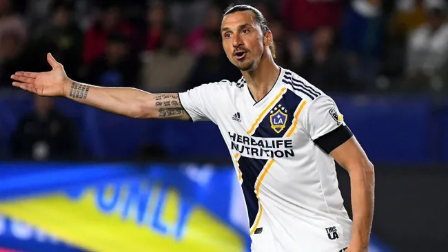 Zlatan Ibrahimovic en un partido con Galaxy