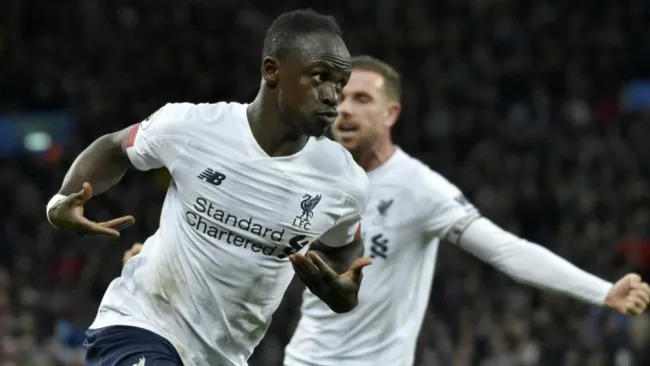 Sadio Mané tras anotar gol con el Liverpool