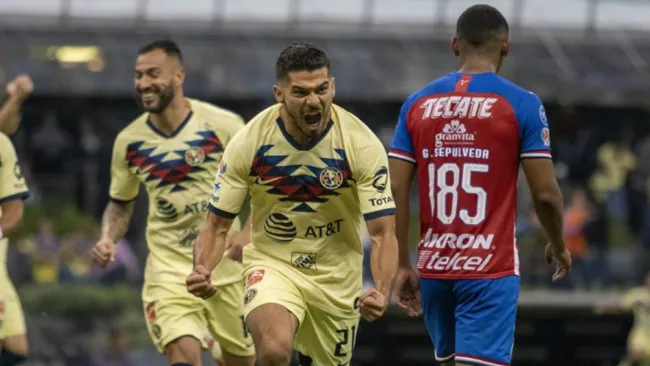 Henry Martín cerró la goleada de las Águilas ante Chivas