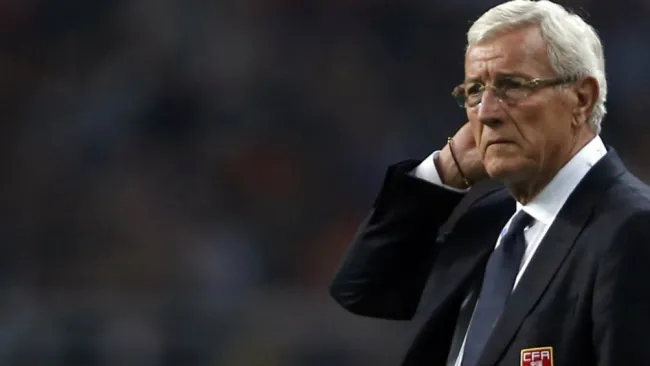 Marcello Lippi durante un juego de China