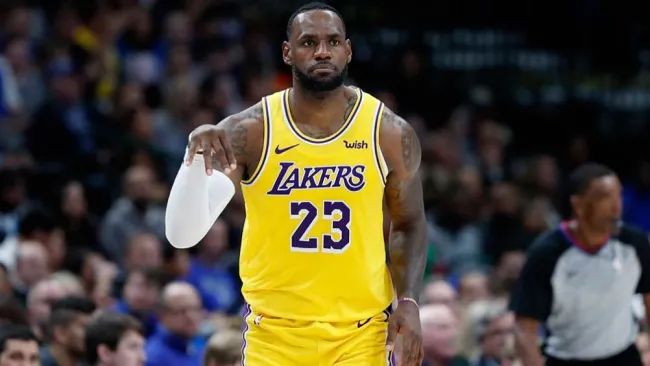 LeBron, en un partido de Lakers