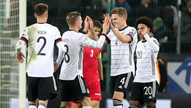 Alemania celebrando el cuarto gol