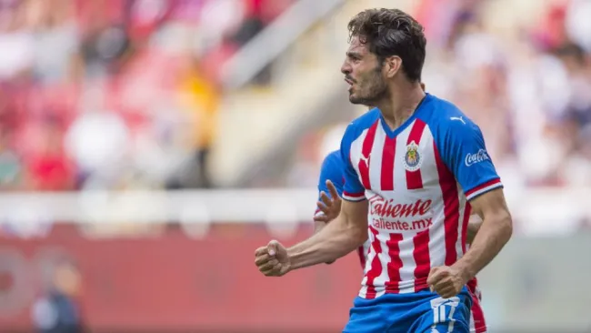 Pollo Briseño, en festejo con Chivas