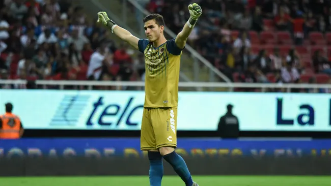 Sebastián Jurado celebrando la anotación de Veracruz