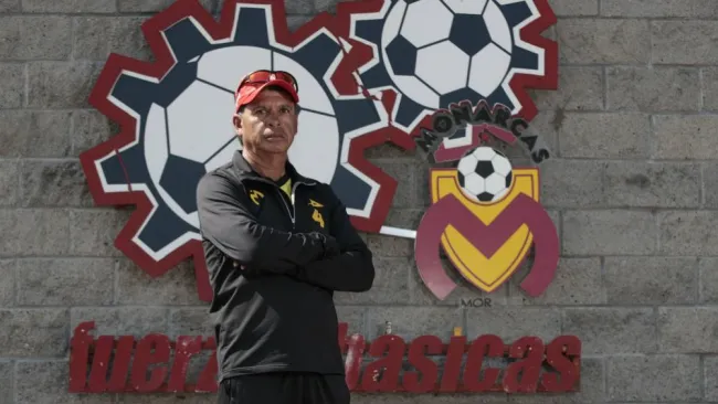 Mario Juárez posa para la lente de RÉCORD