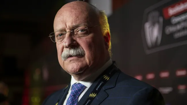 Enrique Bonilla en el sorteo de la Liga de Campeones de la Concacaf 2020