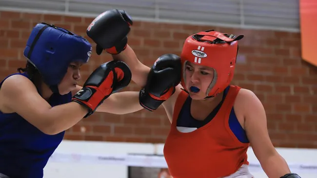 Una de las eliminatorias de boxeo