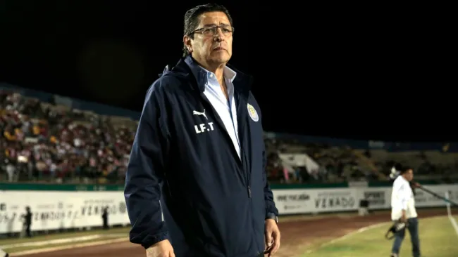 Luis Fernando Tena durante partido entre Venados y Chivas