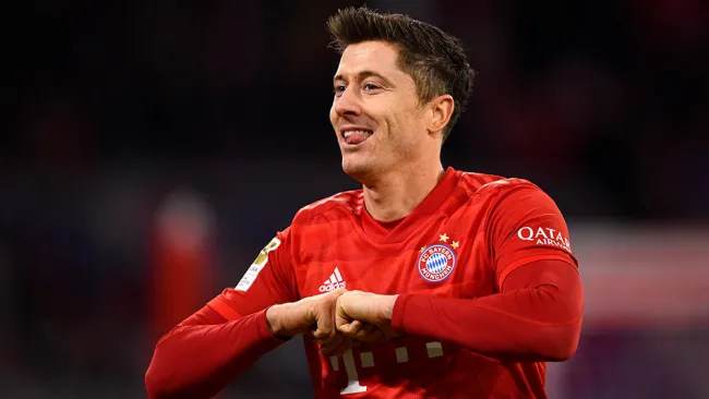 Robert Lewandowski celebra un gol con Bayern Munich