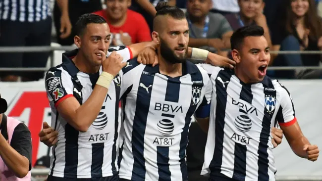 Funes Mori, Sánchez y Rodríguez celebran un gol 