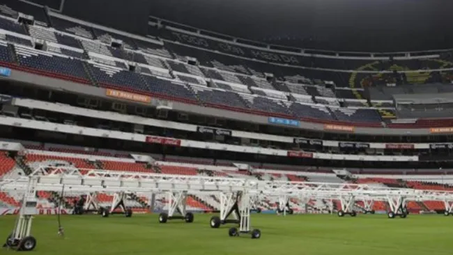 Celdas solares instaladas en el Estadio Azteca