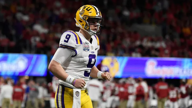 Joe Burrow en el partido contra Oklahoma