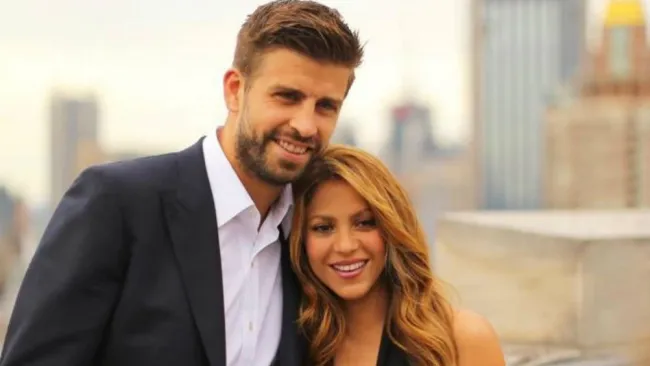 Shakira y Piqué posan para la fotografía