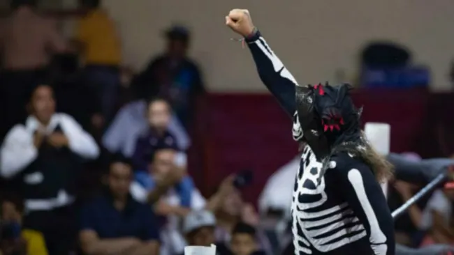 La Parka saluda a sus seguidores