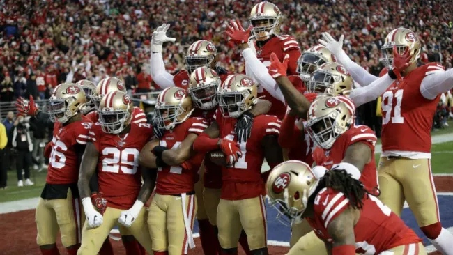 San Francisco 49ers celebrando una anotación ante Chiefs