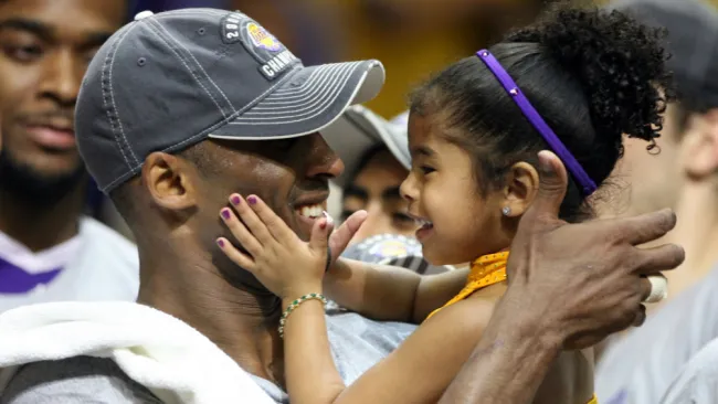 Kobe Bryant junto a su hija Gianna María