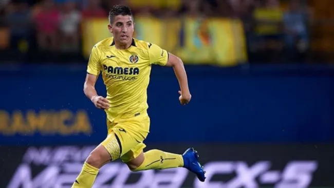 Cáseres en su etapa como jugador del Submarino Amarillo