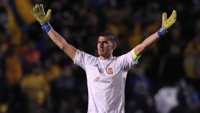 Nahuel Guzmán, en un juego de Tigres