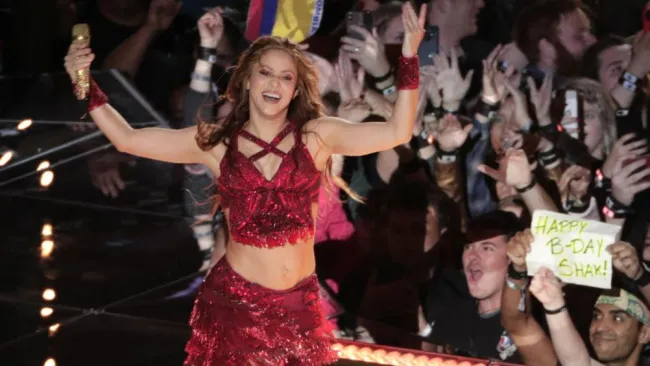 Shakira, en su presentación en el Super Bowl