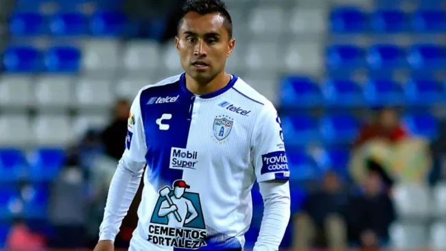 Edwin Hernández, en un partido del Pachuca