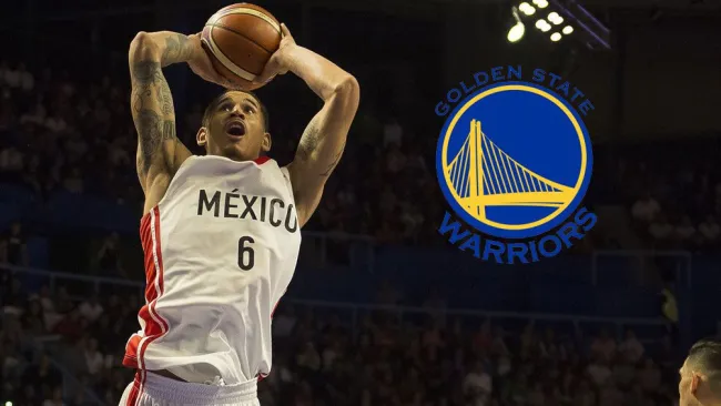 Juan Toscano en un partido con los 12 Guerreros