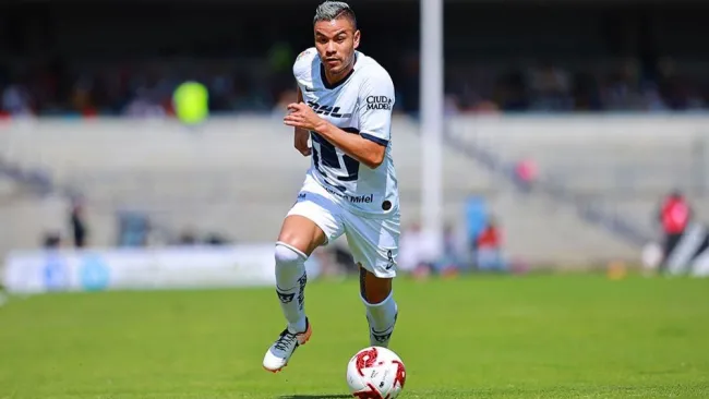 Pablo Barrera, en un partido de Pumas