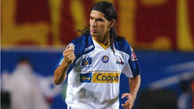 Loco Abreu jugando con Dorados