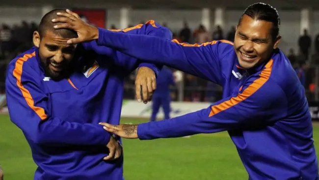 Gullit Peña antes de un partido 