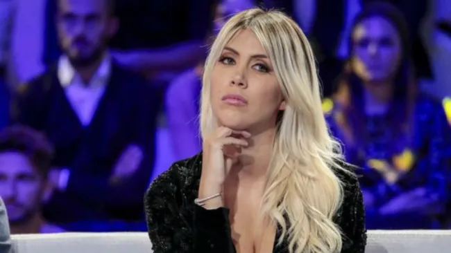 Wanda Nara en una presentación