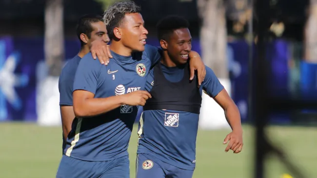 Roger Martínez, en un entrenamiento del América