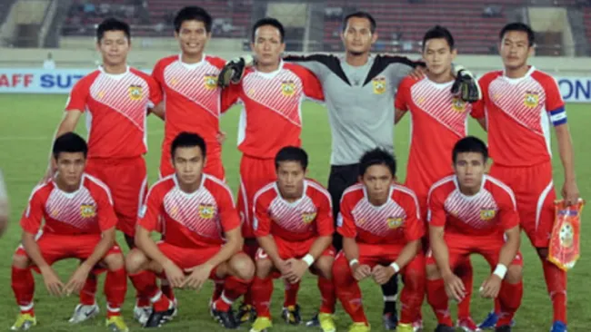 Selección de Laos antes de un partido