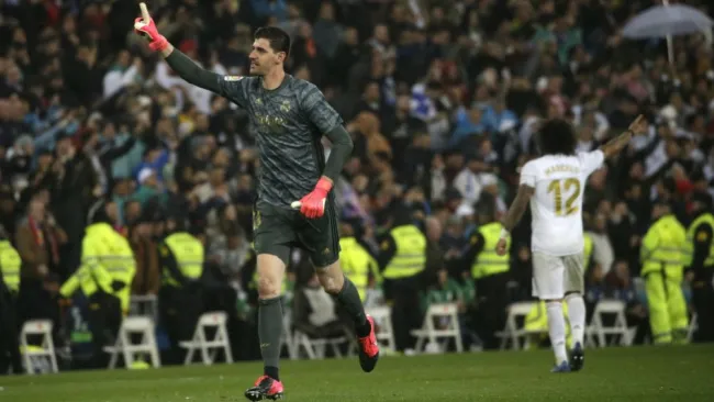 Courtois, en festejo después del Clásico