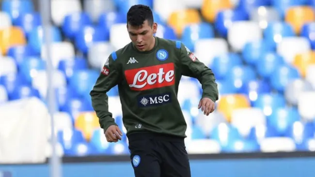 Lozano, en un entrenamiento del Napoli