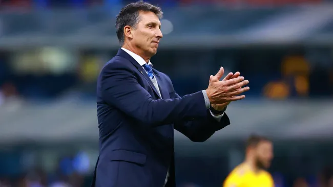 Robert Dante Siboldi en partido de Cruz Azul