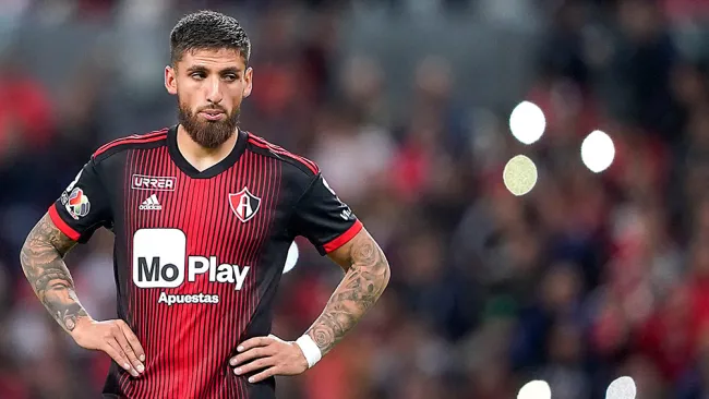 Ignacio Jeraldino en un partido con el Atlas