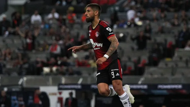  Ignacio Jeraldino, en festejo con Atlas