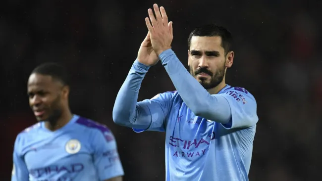 Manchester City donará alimentos y flores