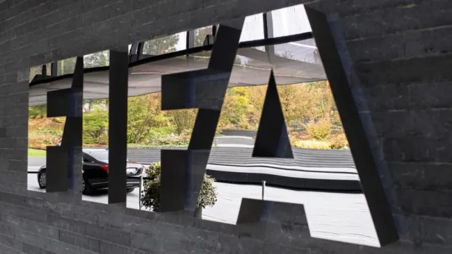 FIFA dará ayudas económicas al futbol mundial ante crisis del coronavirus