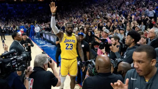 NBA pidió a sus estrellas, una reducción salarial importante 