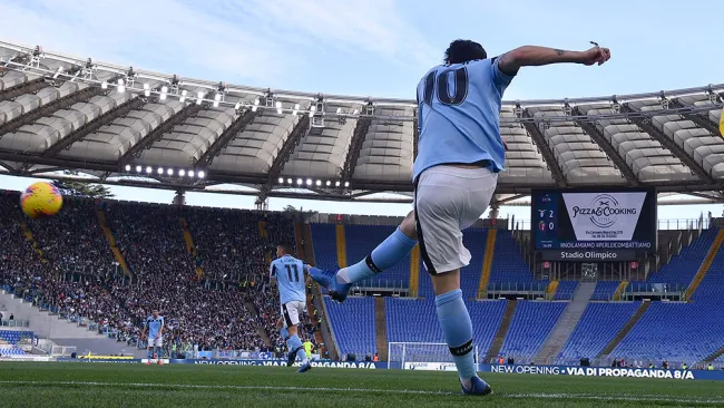 Jugadores de Lazio, en un partido ante Bologna