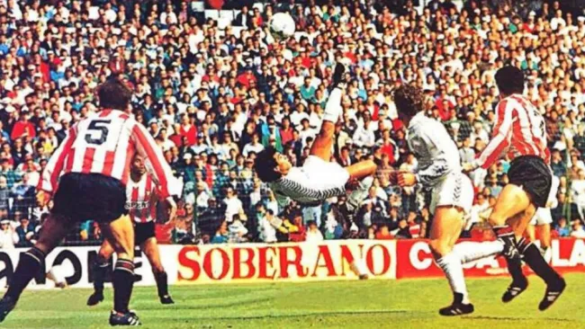 Hugo Sanchéz ysu chilena a Logroñés