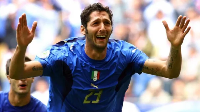 Materazzi en festejo de gol