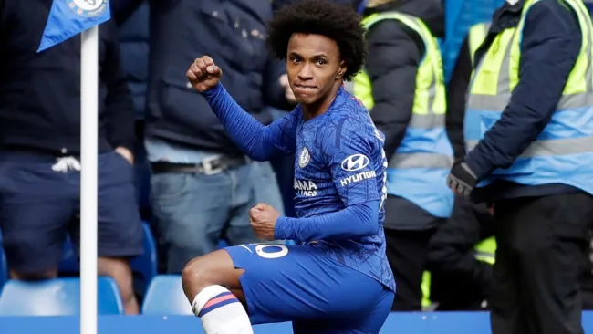 Willian durante un partido con el Chelsea