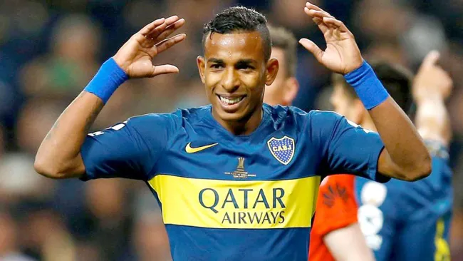 Sebastián Villa, acusado por su pareja de violencia doméstica